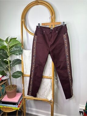 Driftwood Maroon Embroidered Pants sz 32